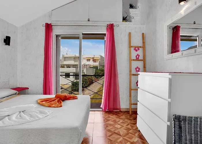 2 Bedrooms In Playa De Americas Lägenhet