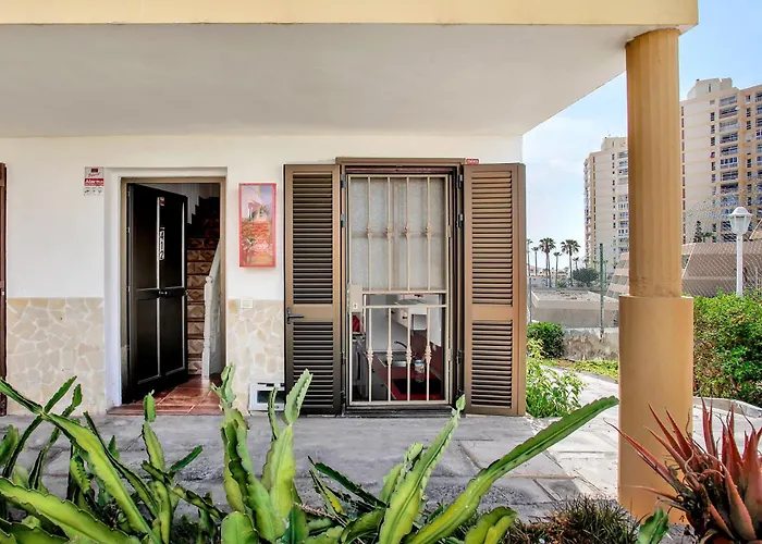 2 Bedrooms In Playa De Americas * Playa de las Americas (Tenerife)