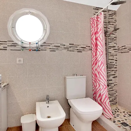 2 Bedrooms In Playa De Americas * Playa de las Américas