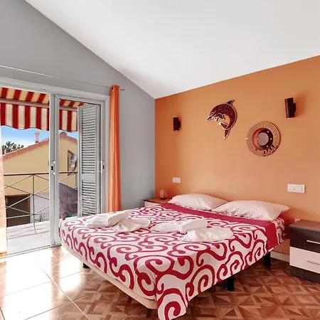 2 Bedrooms In Playa De Americas 아파트