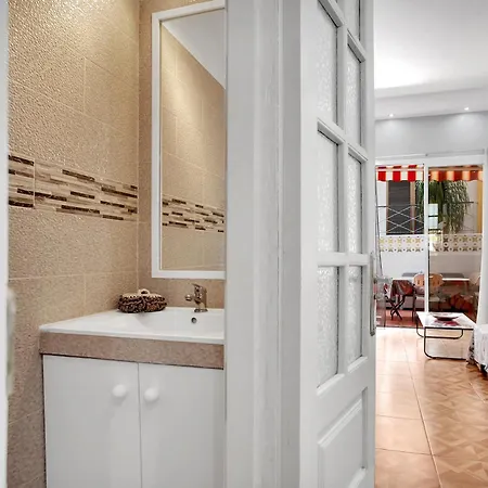 2 Bedrooms In Playa De Americas *